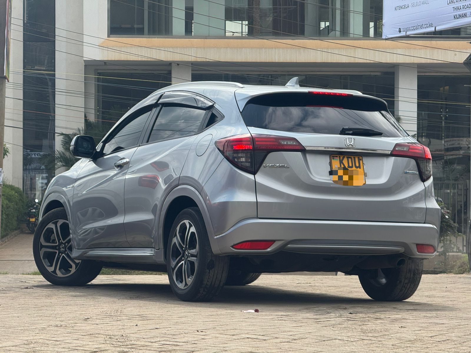 2018 Honda Vezel Hybrid thumbnail 5