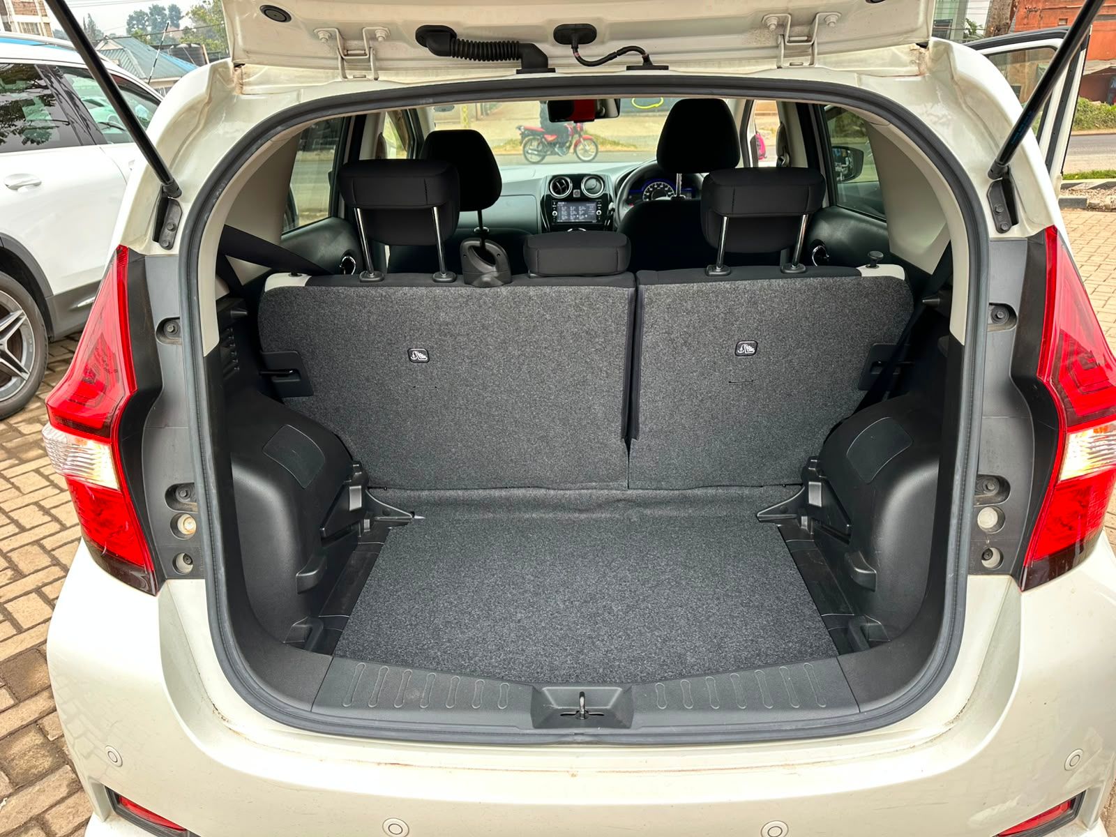 2019 Nissan Note Epower thumbnail 6