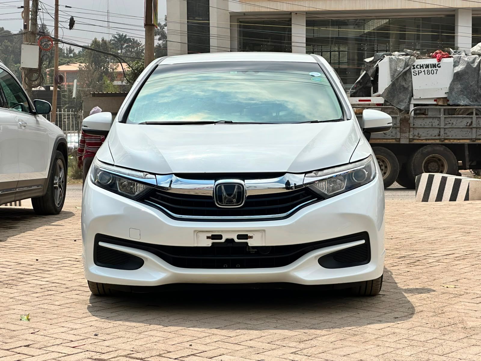 2018 Honda shuttle thumbnail 2