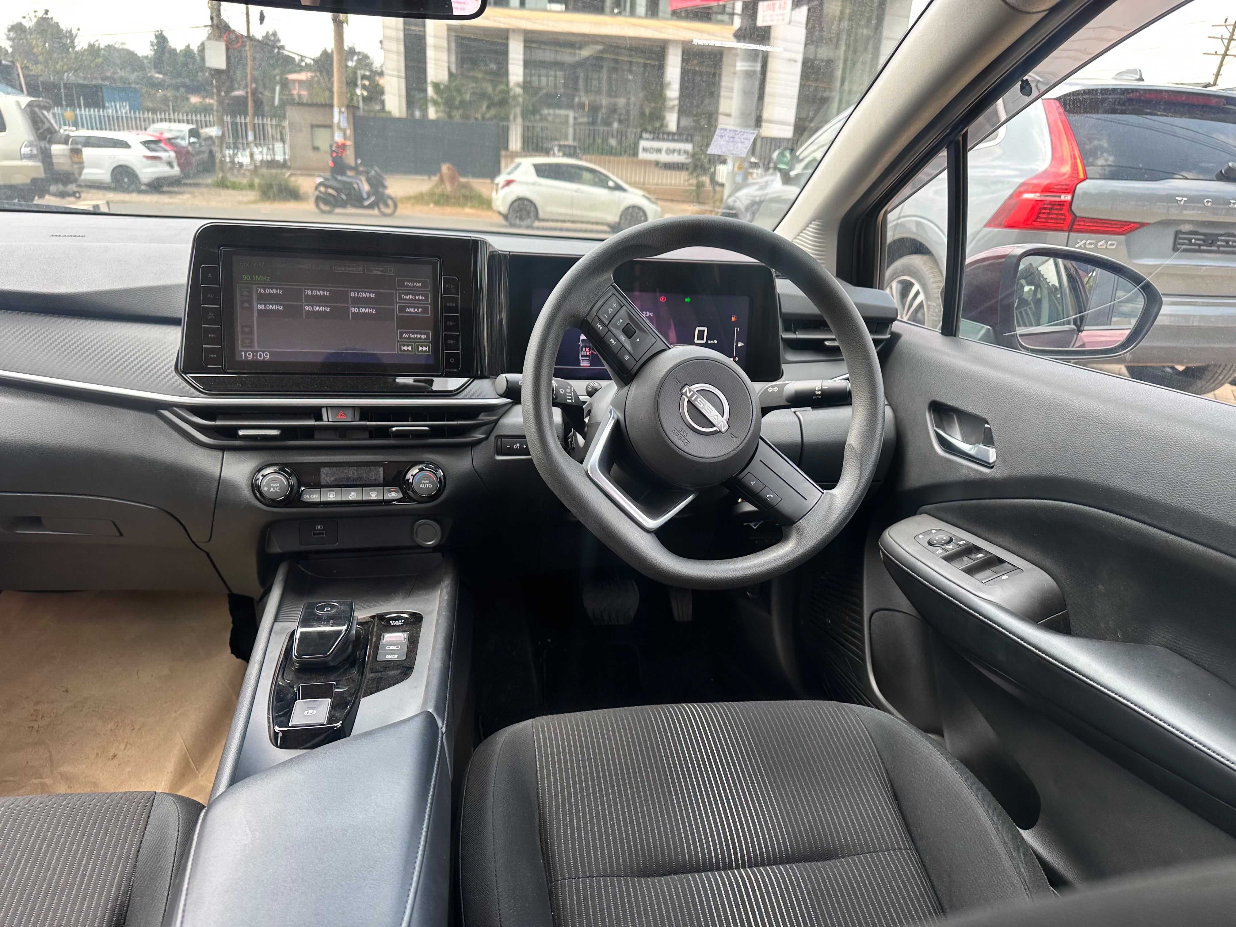 2021 Nissan Note thumbnail 8