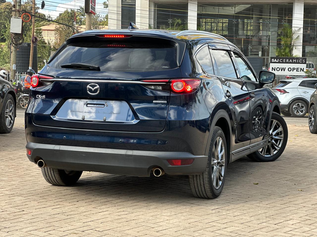 2020 Mazda CX8 thumbnail 5