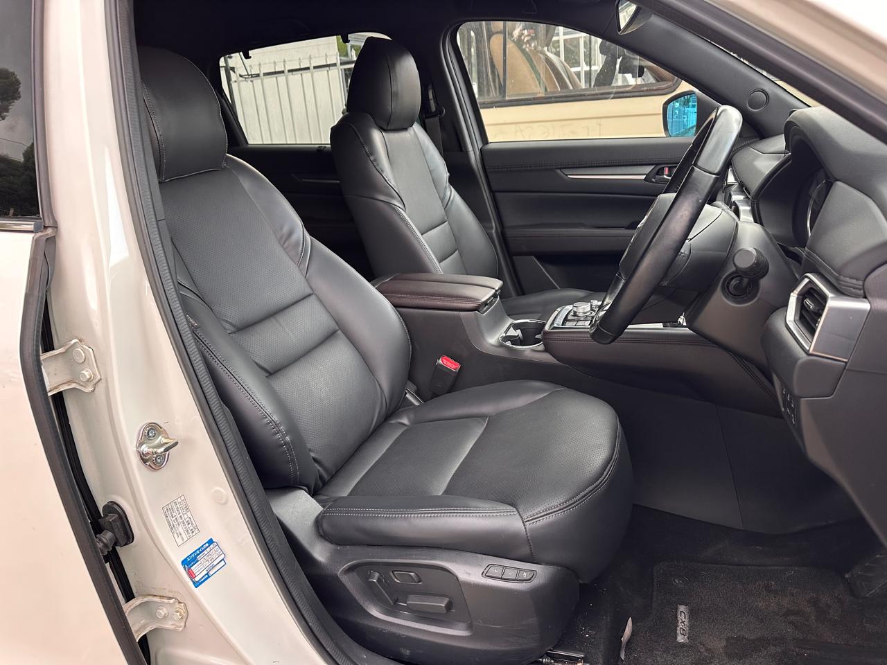 2019 Mazda CX8  thumbnail 7