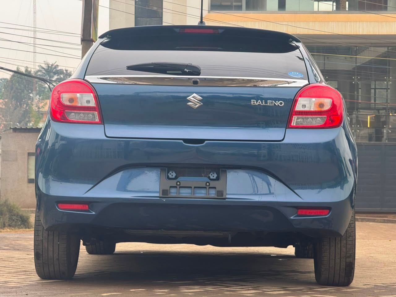 2018 suzuki baleno thumbnail 5