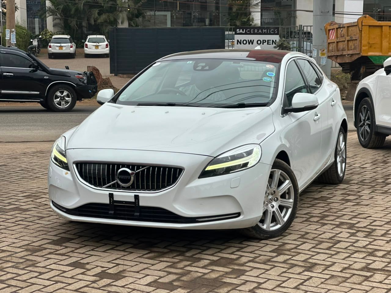 2019 Volvo V40 T3 Cross Country 