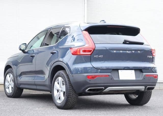 2019 Volvo XC40 T5 - view 3