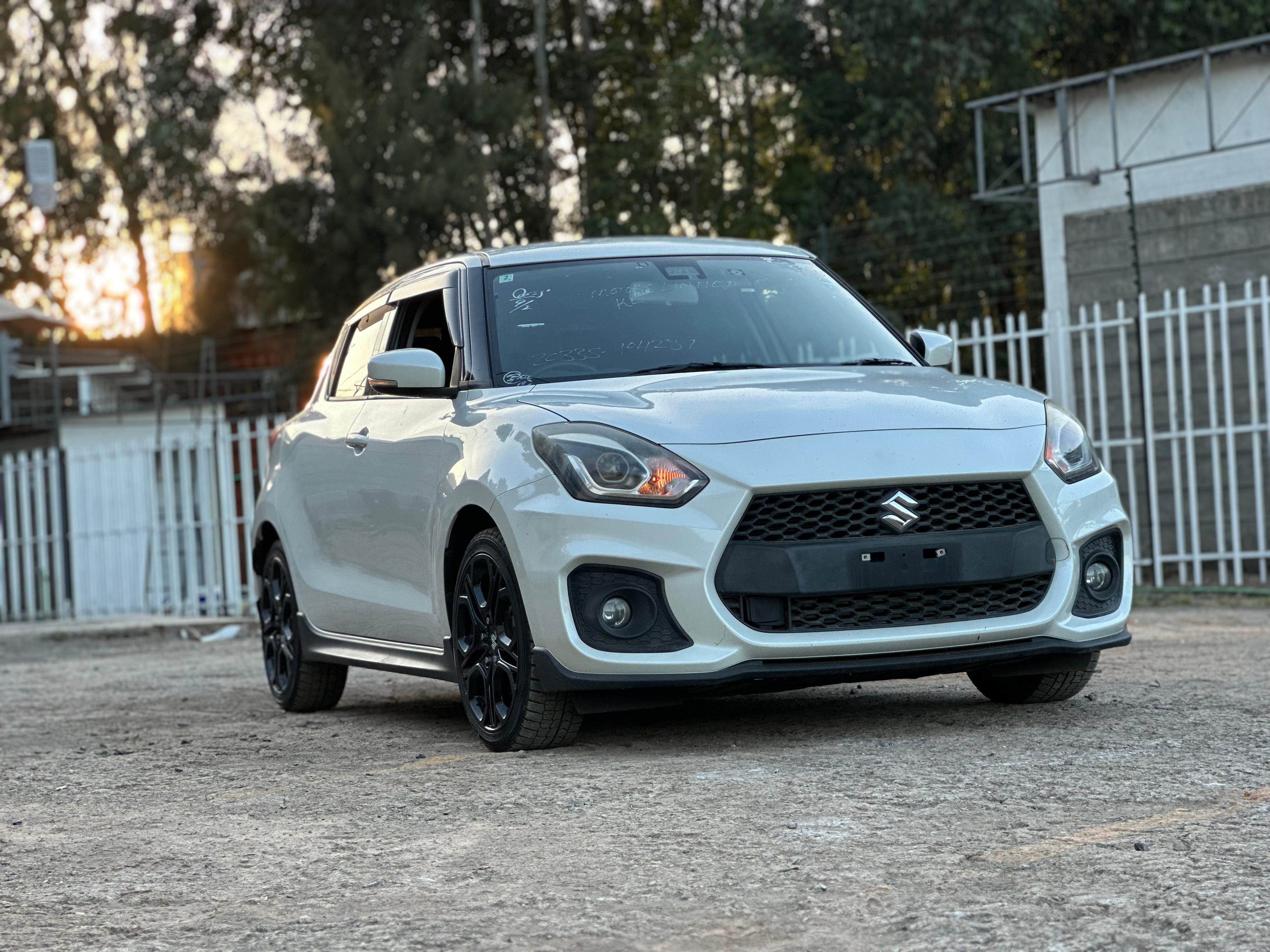 2018 Suzuki Swift Sport - view 2