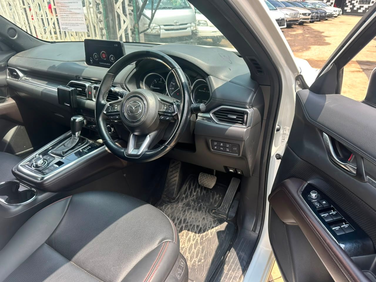 2018 Mazda CX8 thumbnail 8