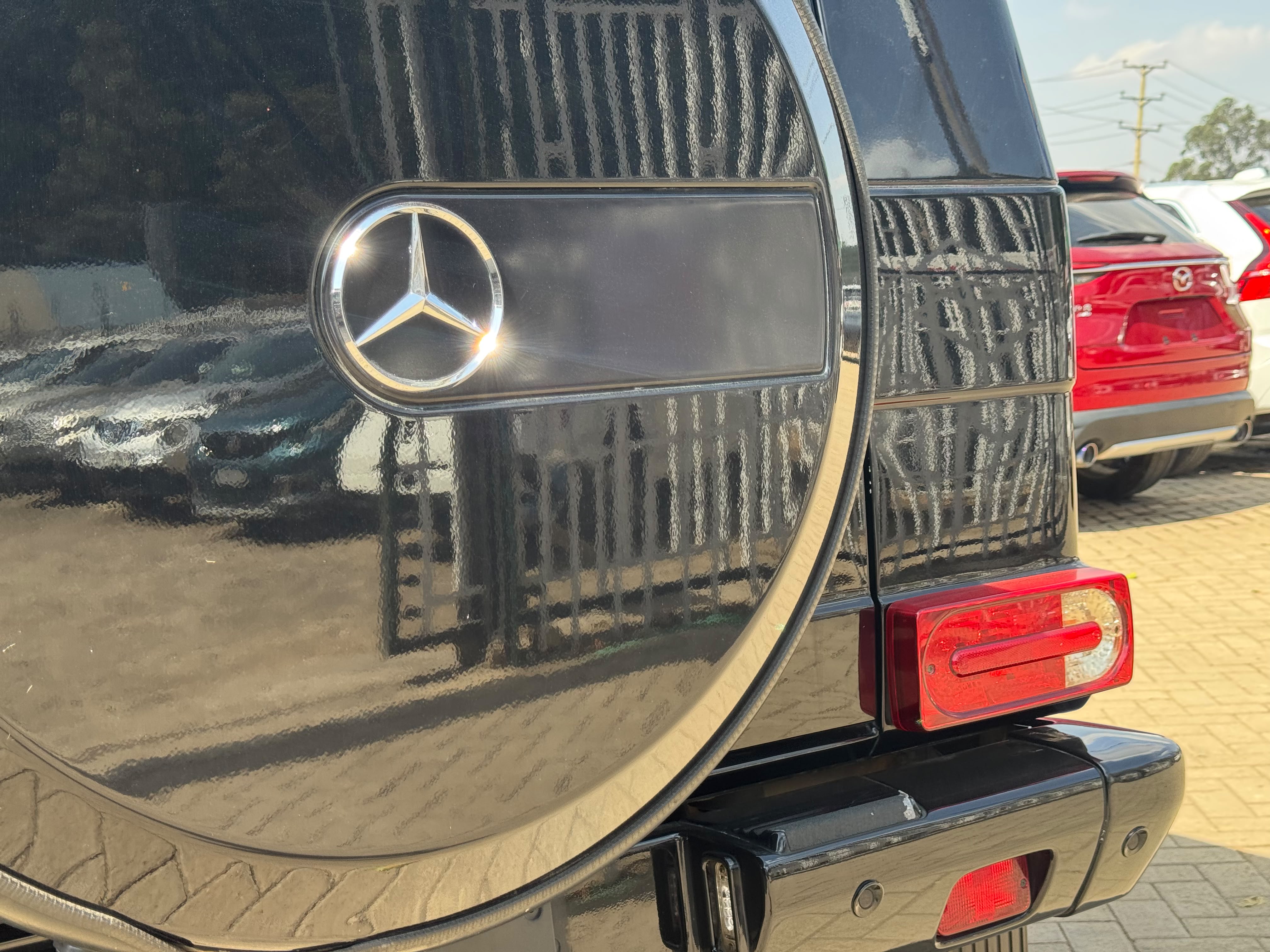 2018 Mercedes-Benz G350d thumbnail 6
