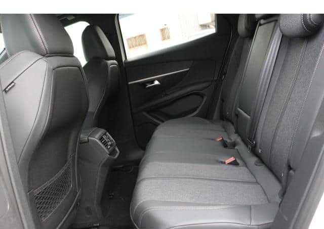 2019 Peugeot 3008 thumbnail 12