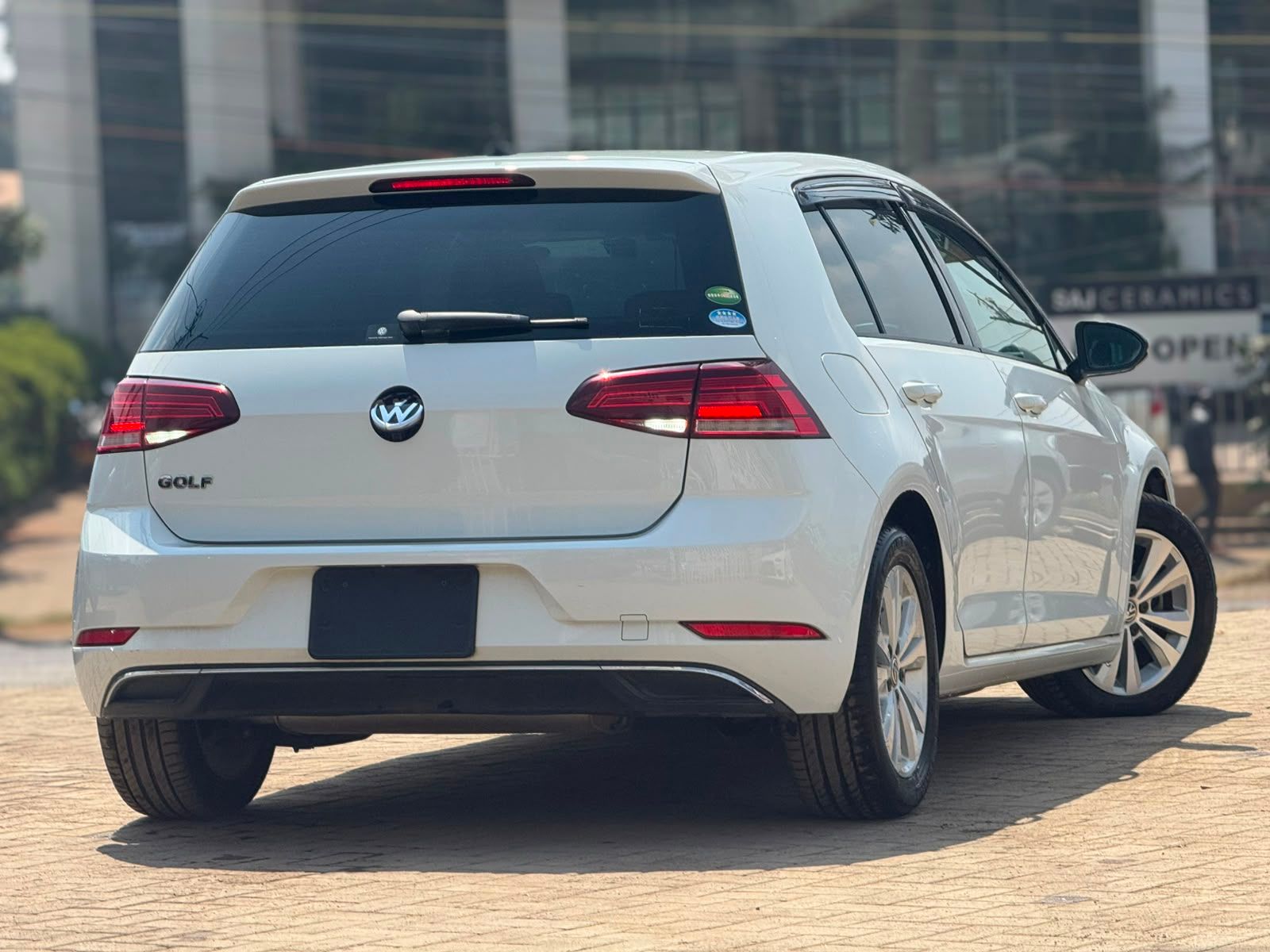 2019 Volkswagen Golf thumbnail 5