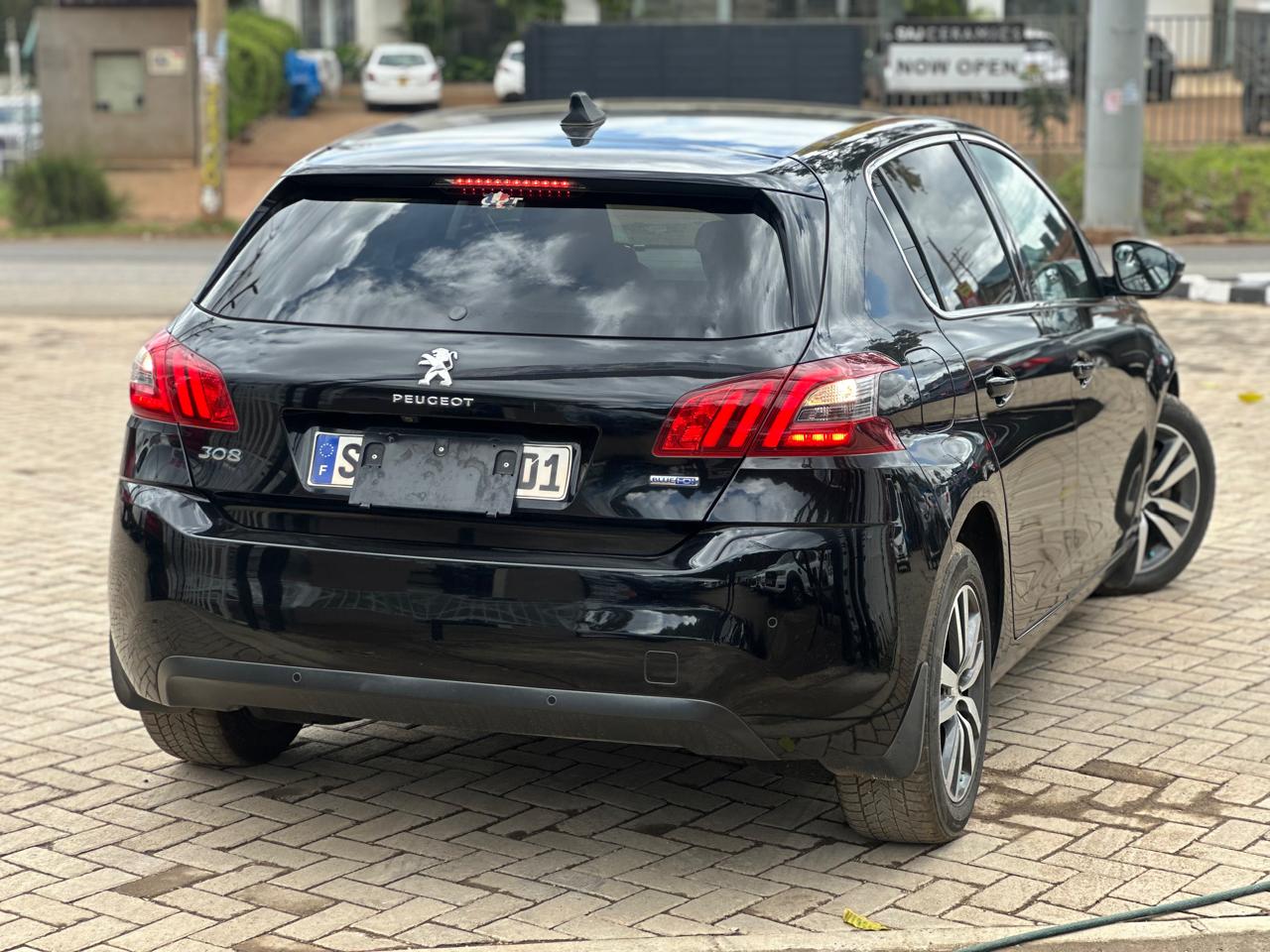 2019 Peugeot 308 thumbnail 5