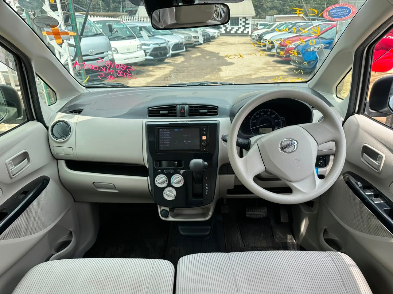 2019 Nissan Dayz J thumbnail 9