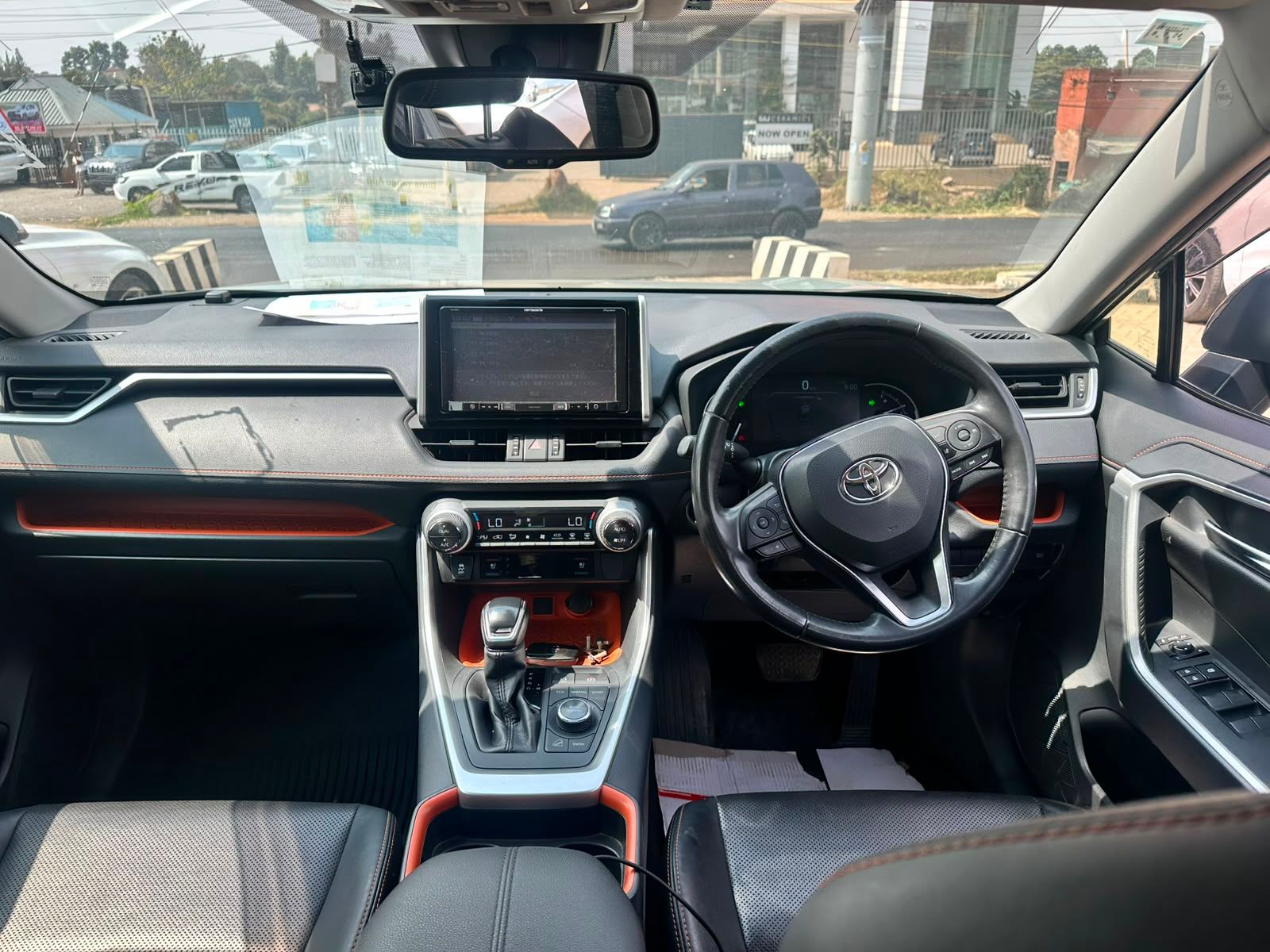 2019 Toyota RAV4 Adventure thumbnail 9