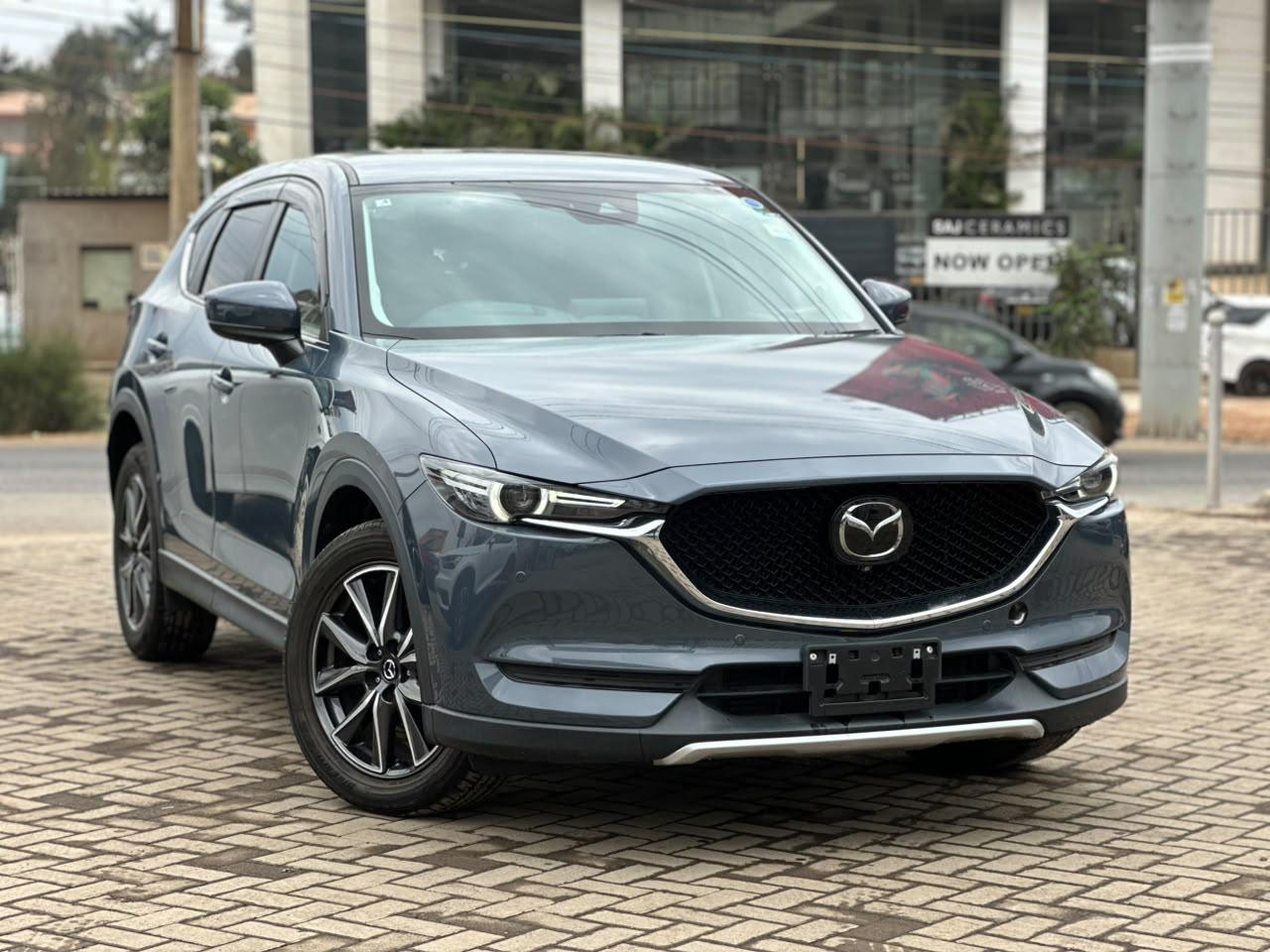 2020 Mazda CX5 XD - view 2