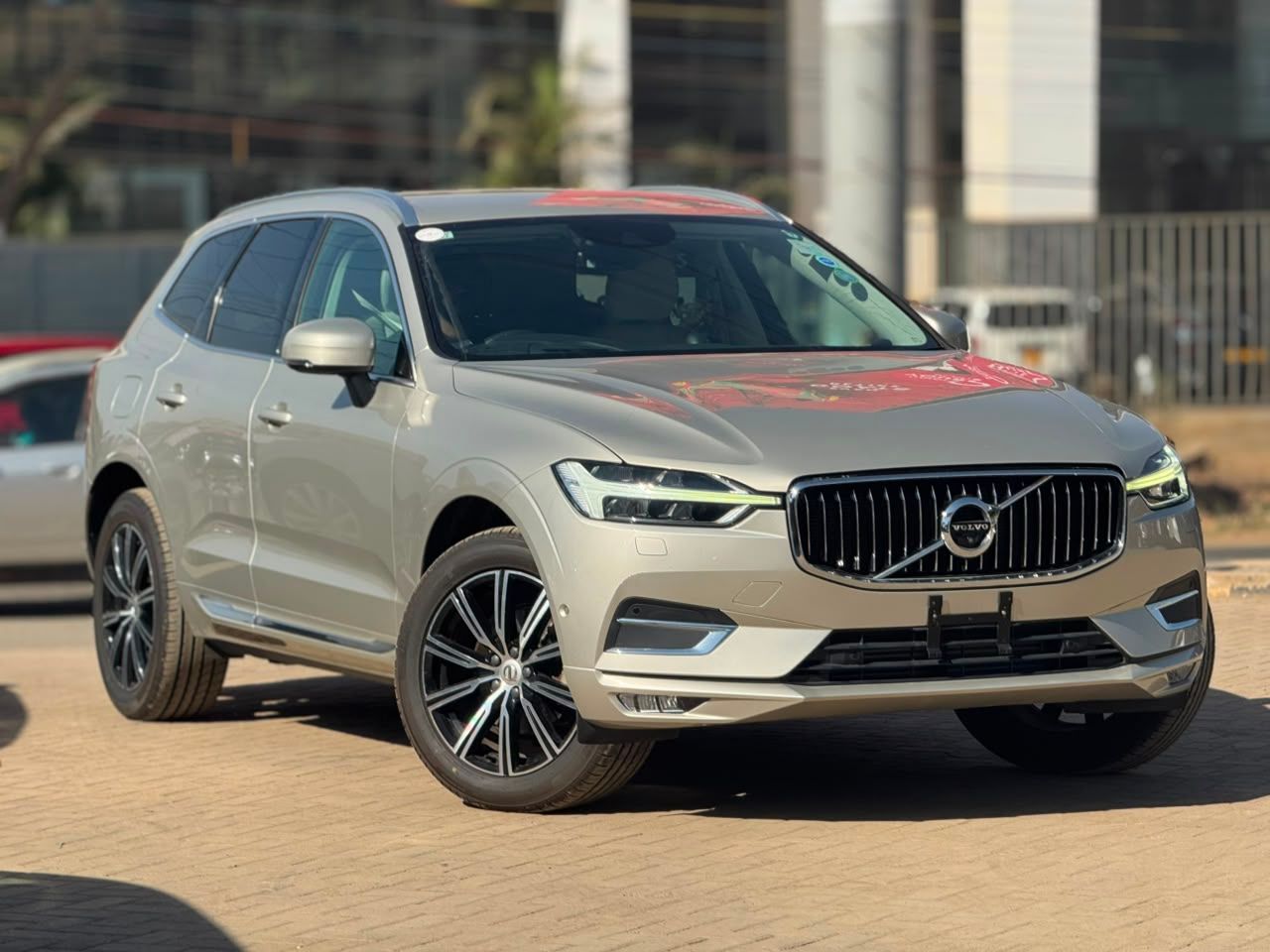 2019 Volvo Xc60 T5 inscription  thumbnail 2