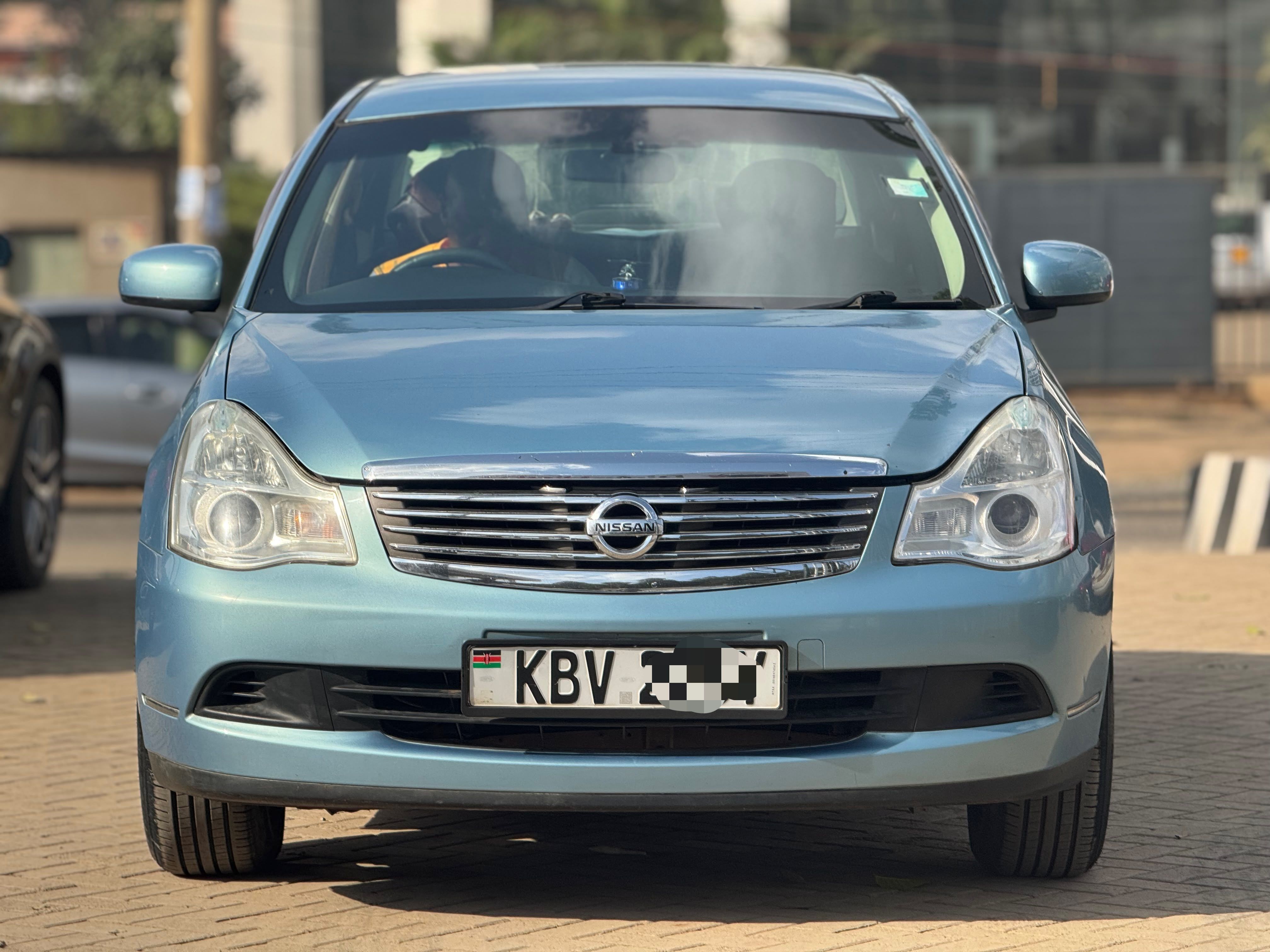 2006 Nissan Bluebird - view 3