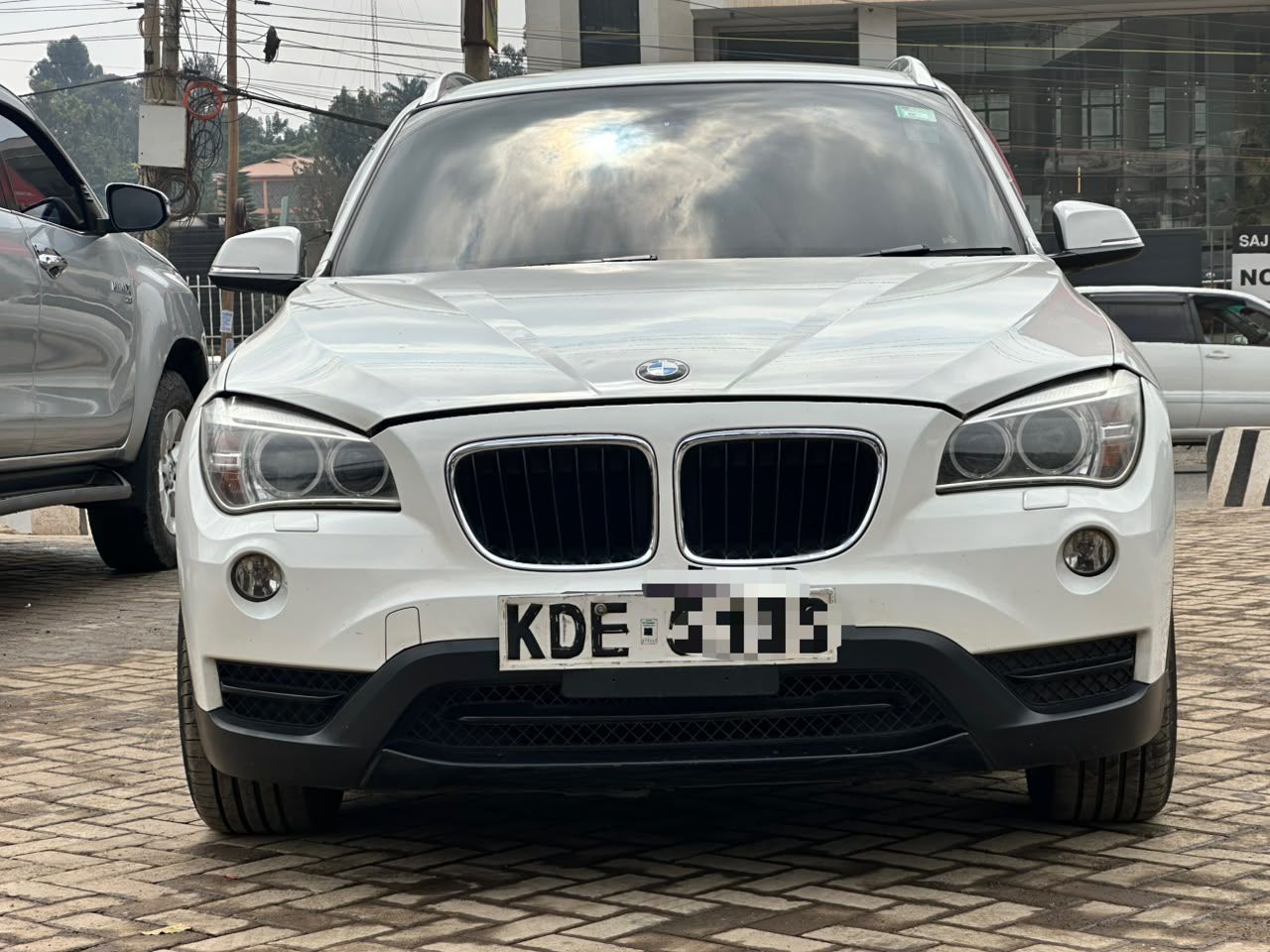 2013 BMW X1 - view 3