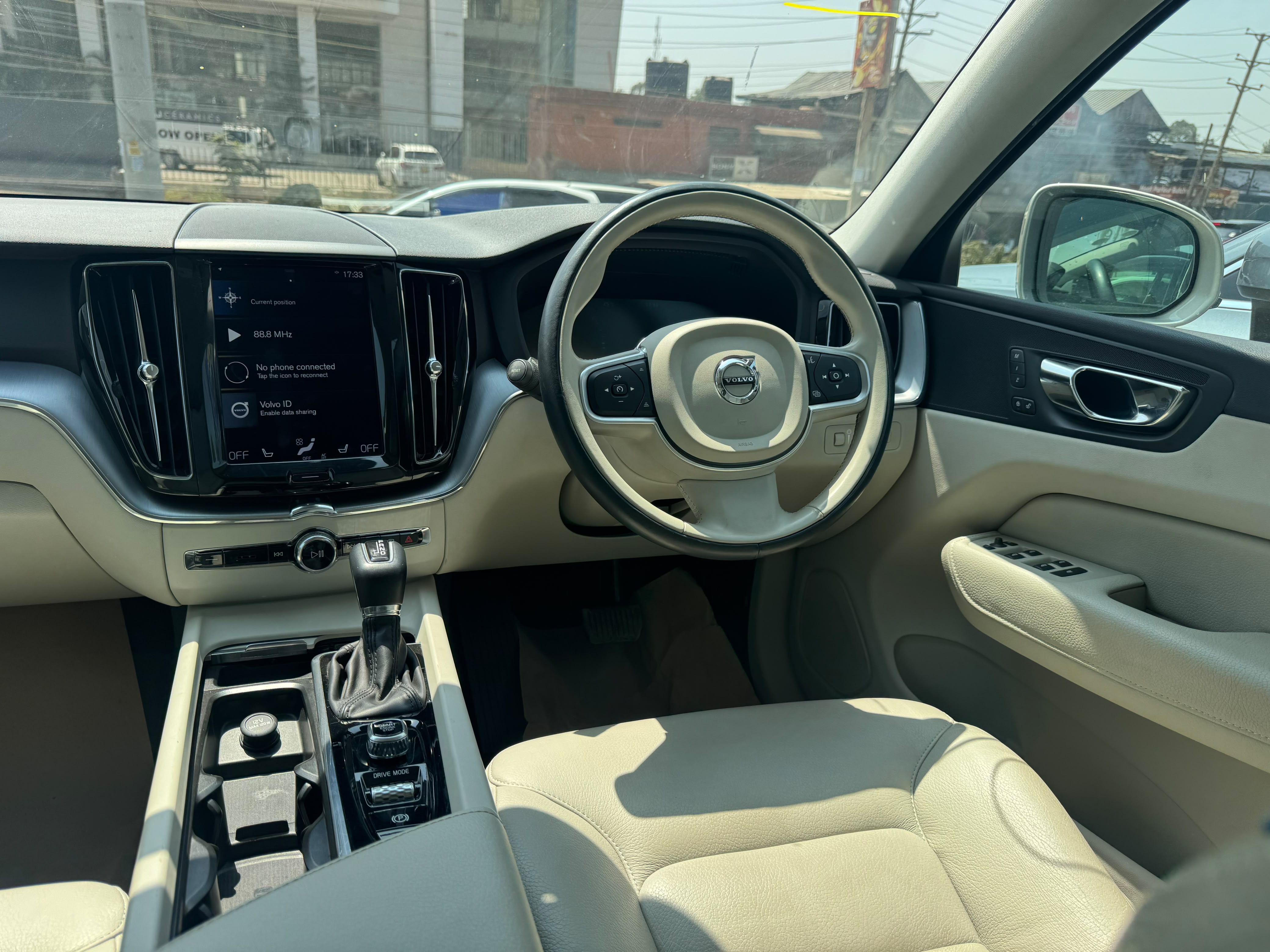 2019 Volvo Xc60 D4 thumbnail 9