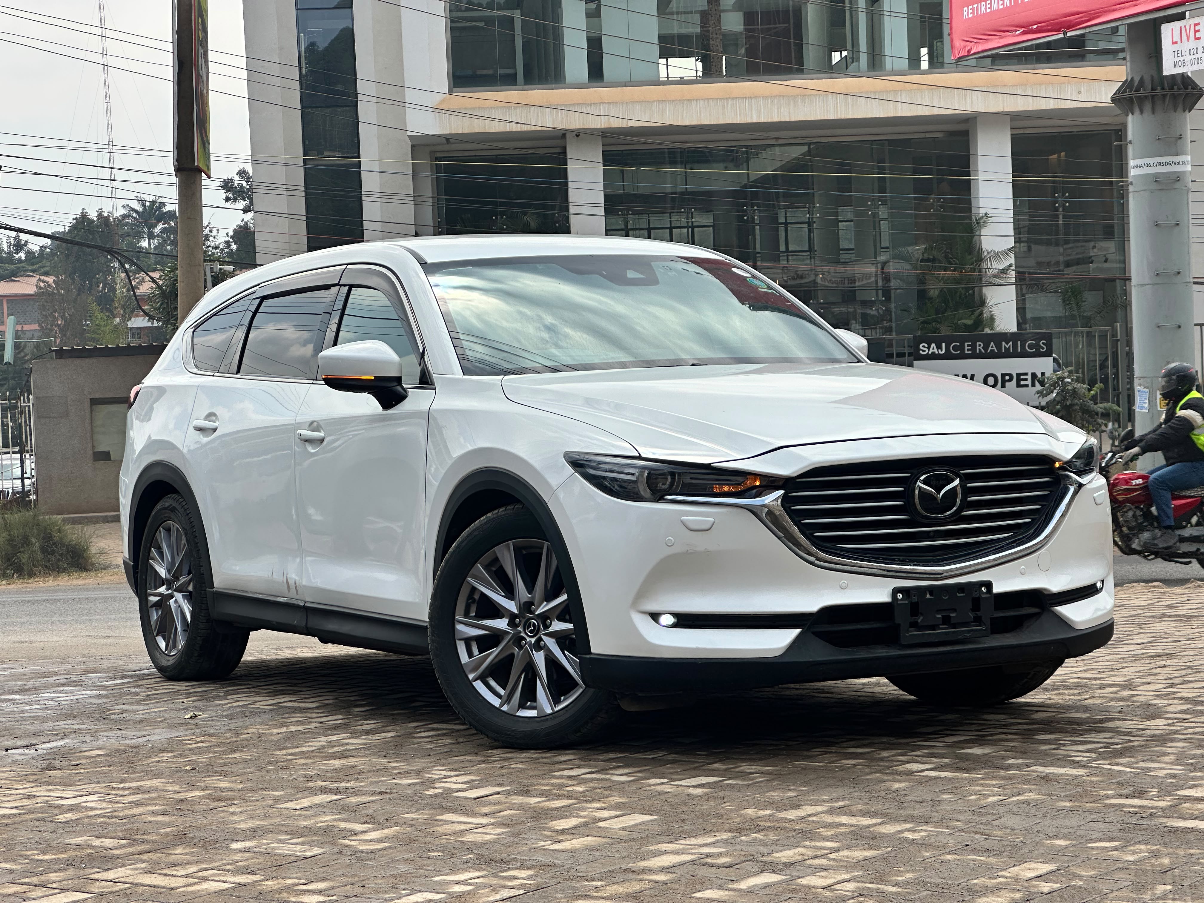 2019 Mazda CX8 AWD - view 2