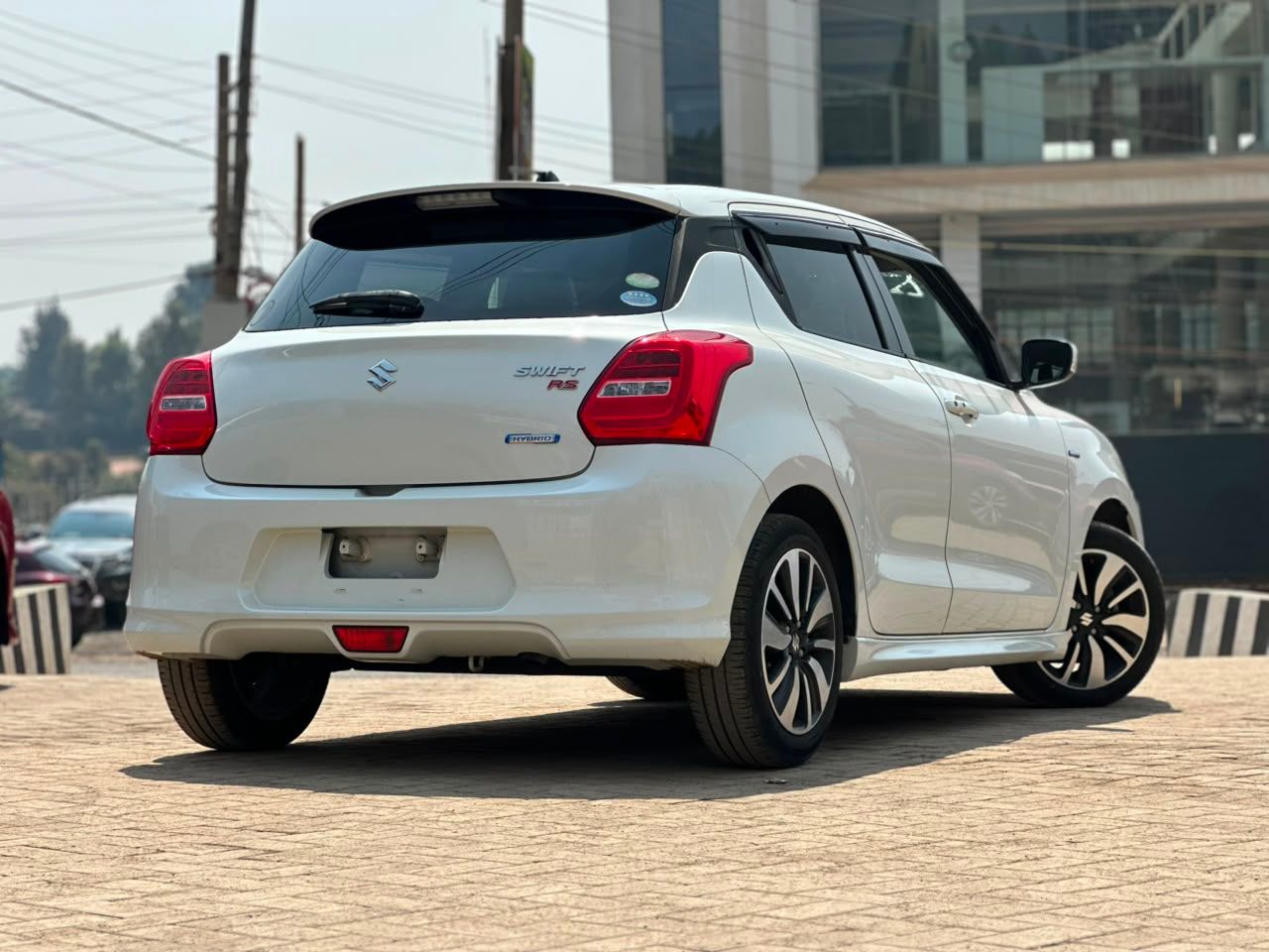 2019 Suzuki Swift RS thumbnail 5