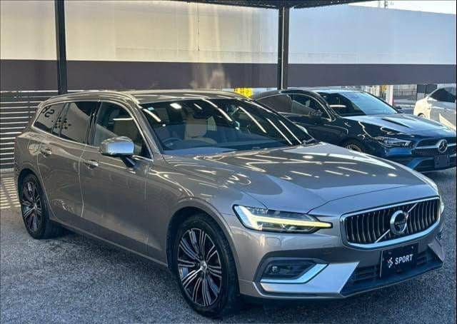 2019 Volvo V60 T5 thumbnail 8