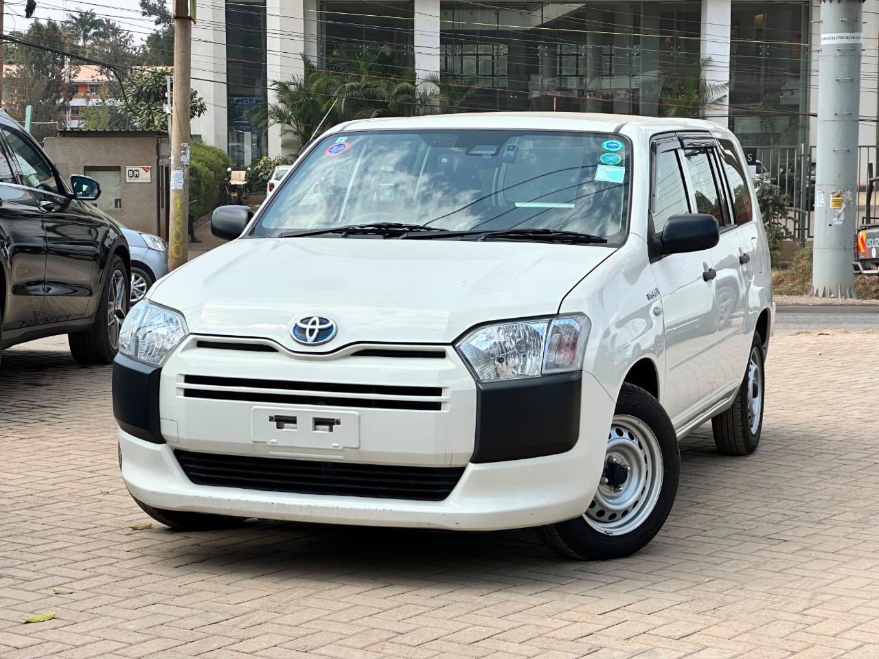 2020 Toyota Probox thumbnail 3