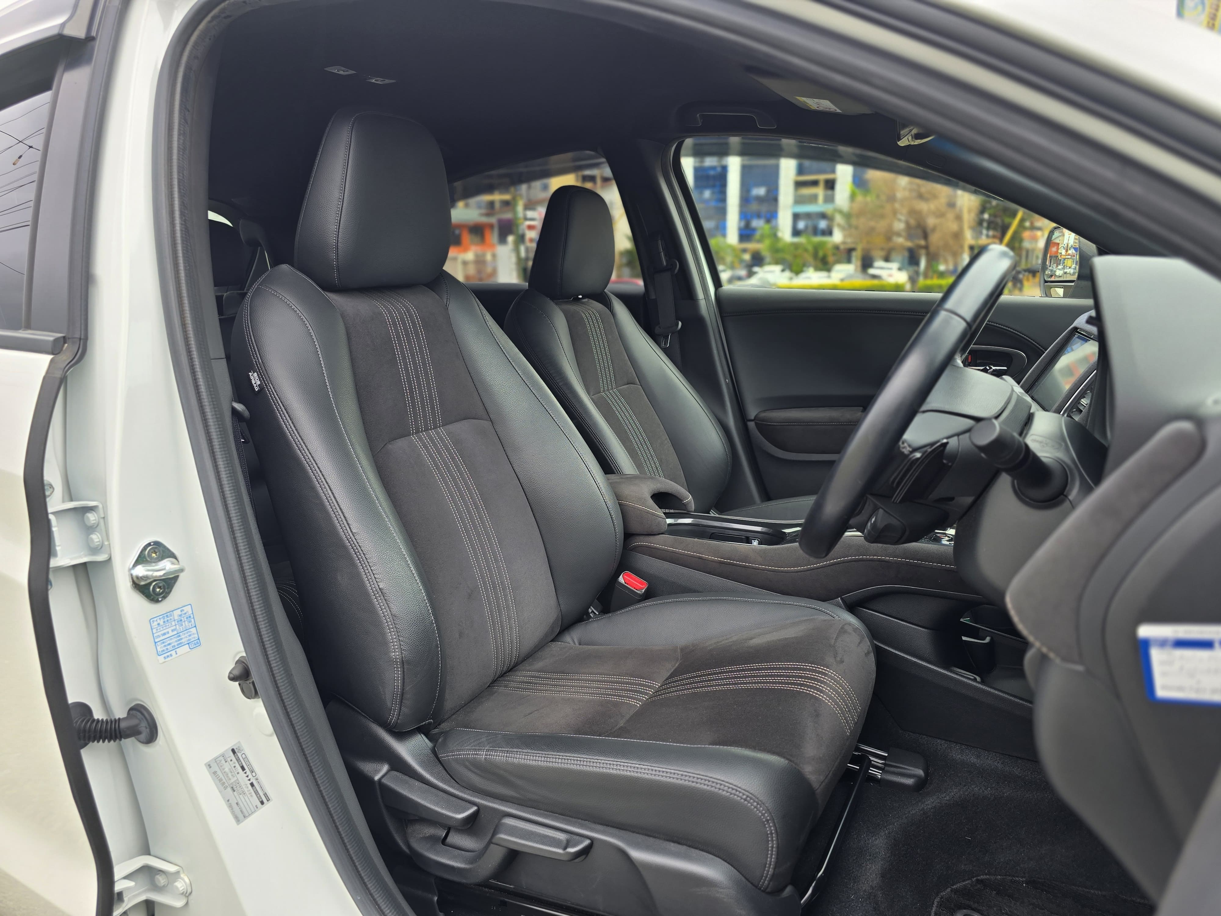 2019 Honda Vezel RS thumbnail 7