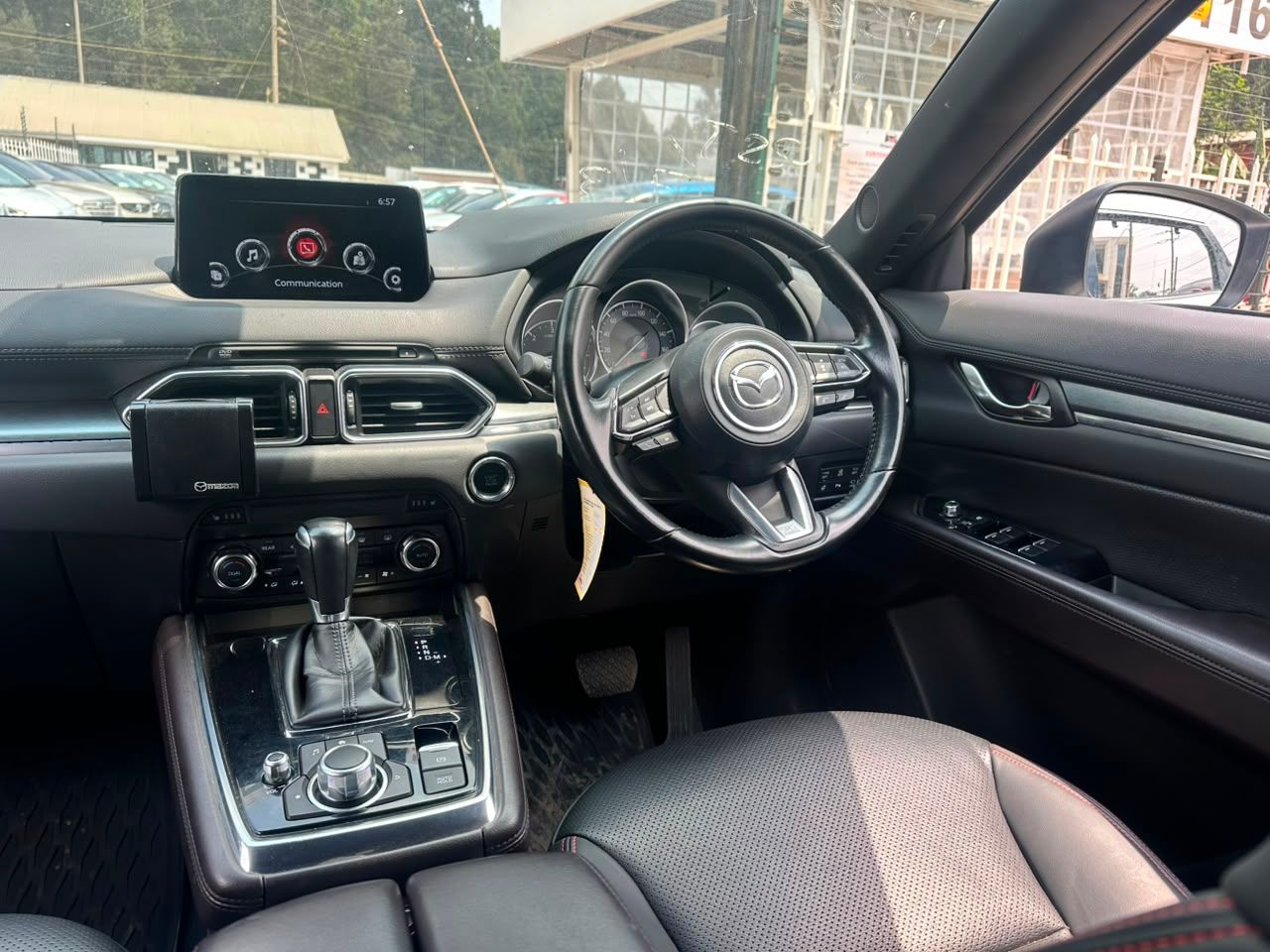 2018 Mazda CX8 thumbnail 9
