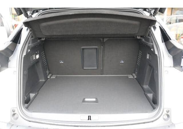 2019 Peugeot 3008 thumbnail 9