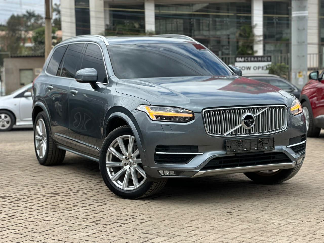 2019 Volvo XC90 D5 INSCRIPTION