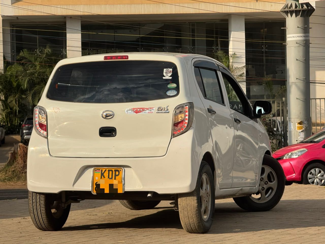 2016 Daihatsu Mira - view 3