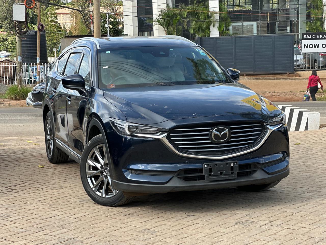 2020 Mazda CX8 thumbnail 2