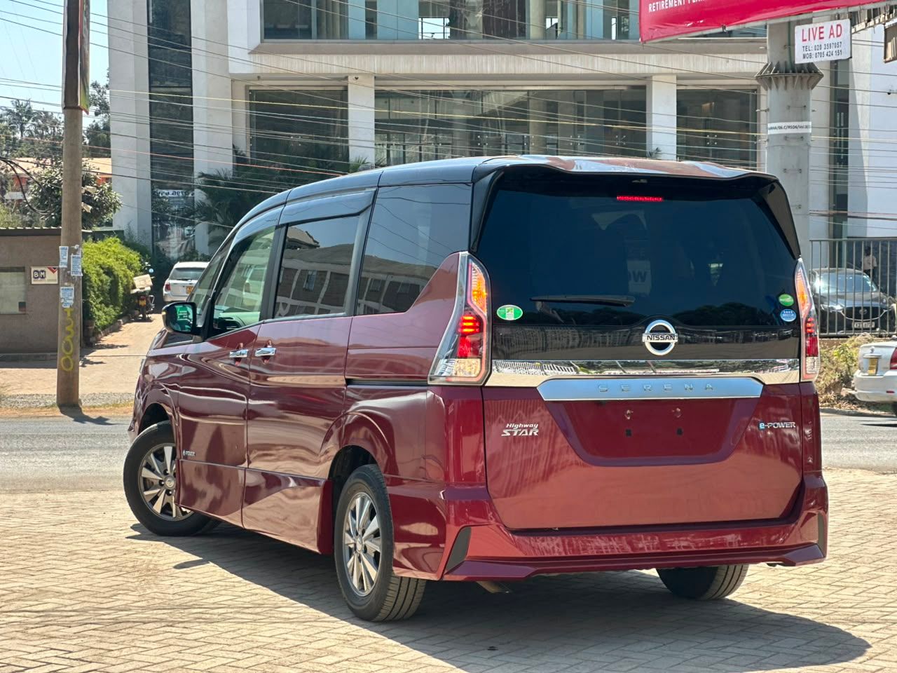 2019 Nissan Serena Highway Star thumbnail 4