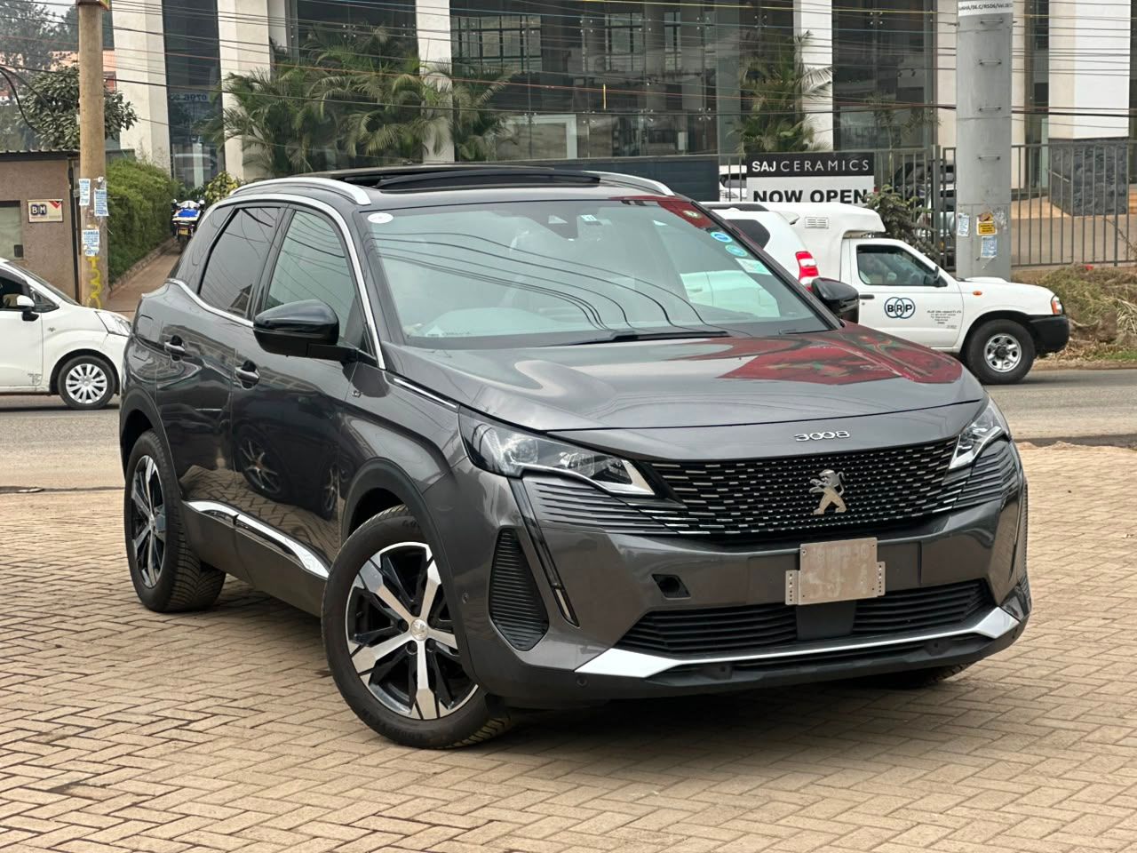 2022 Peugeot 3008 GT - view 2