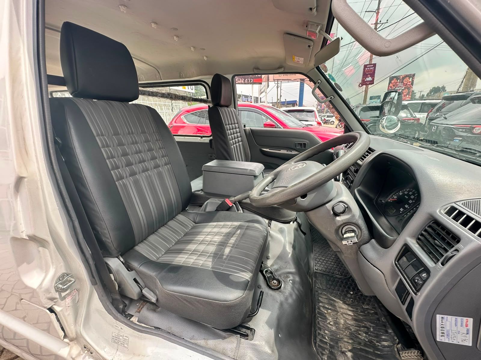 2018 Mazda Bongo van thumbnail 8