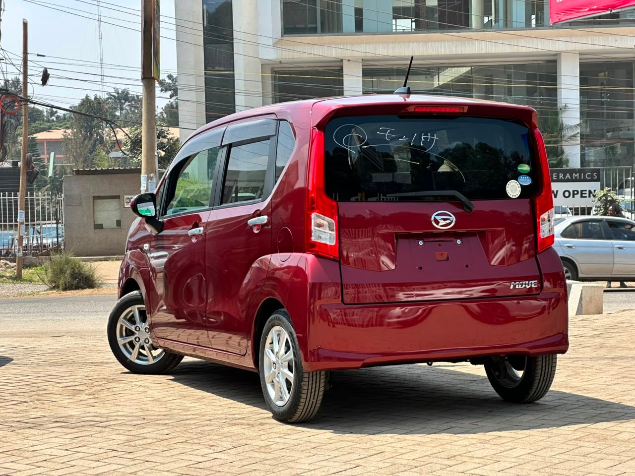 2019 Daihatsu Move X thumbnail 4