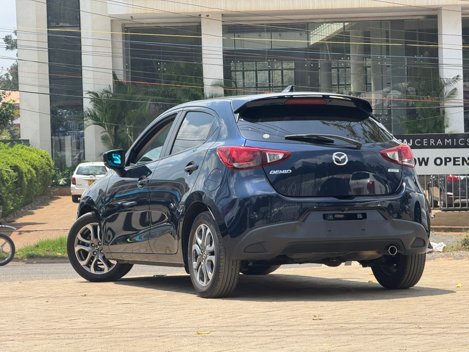 2019 Mazda Demio thumbnail 4