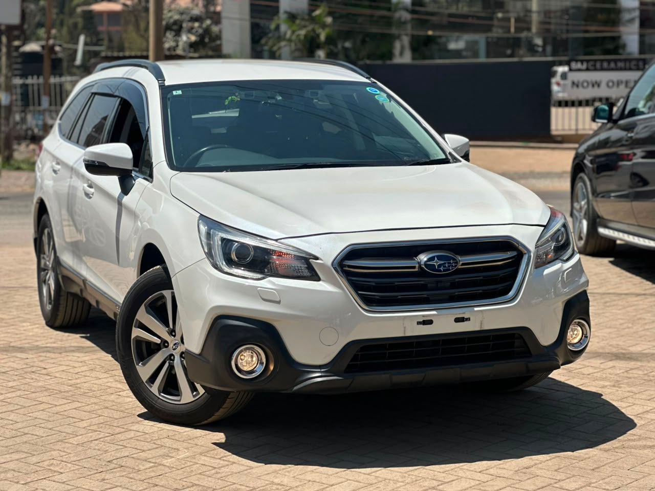2020 Subaru Outback thumbnail 2