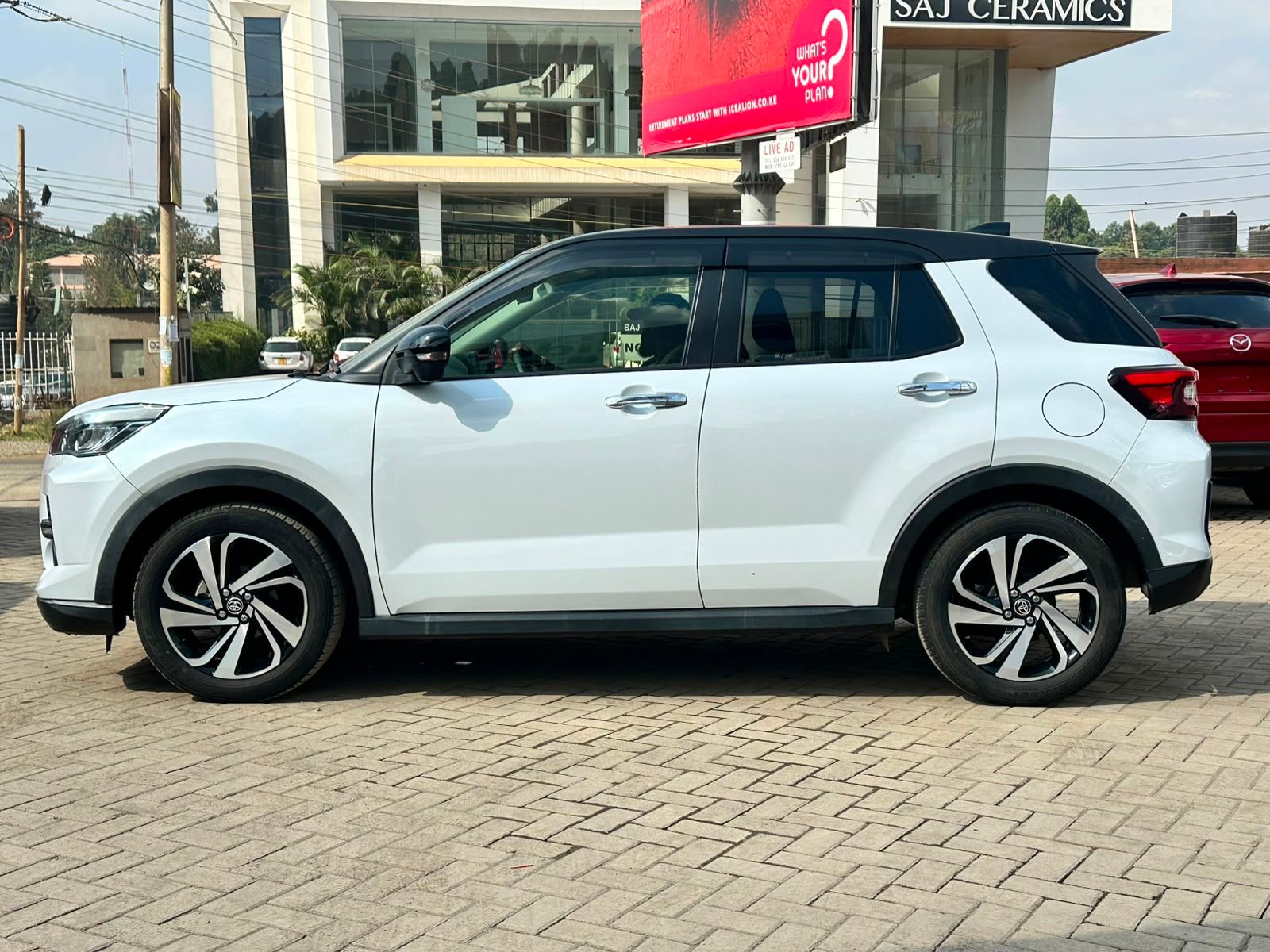 2020 Toyota Raize thumbnail 7