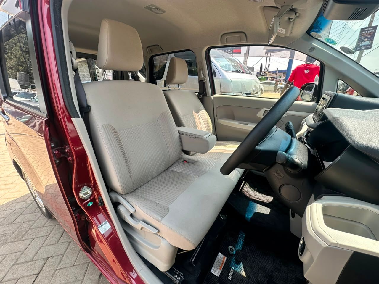 2019 Daihatsu Move X thumbnail 6