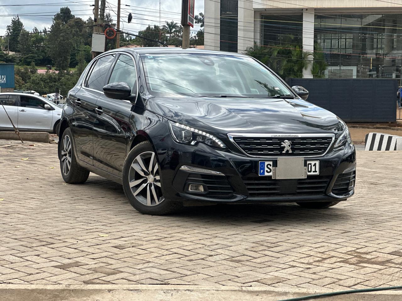 2019 Peugeot 308 - view 2