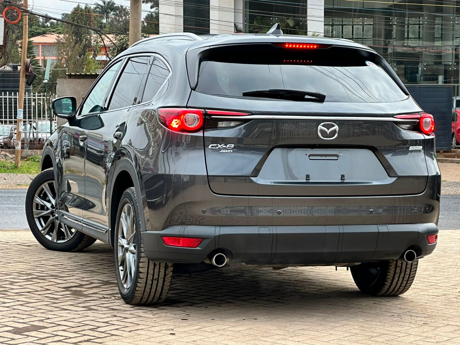 2019 Mazda CX-8 AWD thumbnail 4