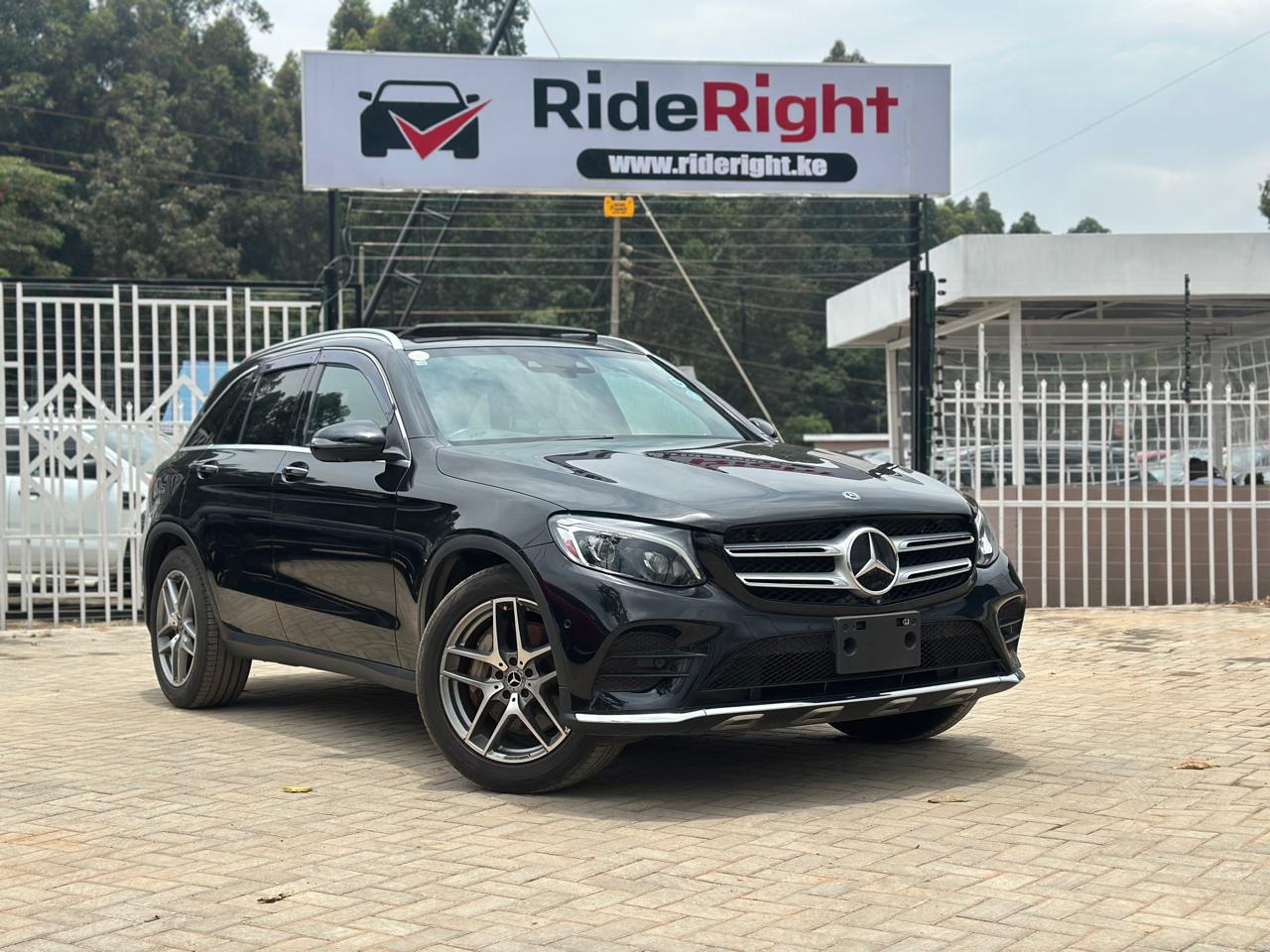 2018 Mercedes Benz GLC 220D - view 2