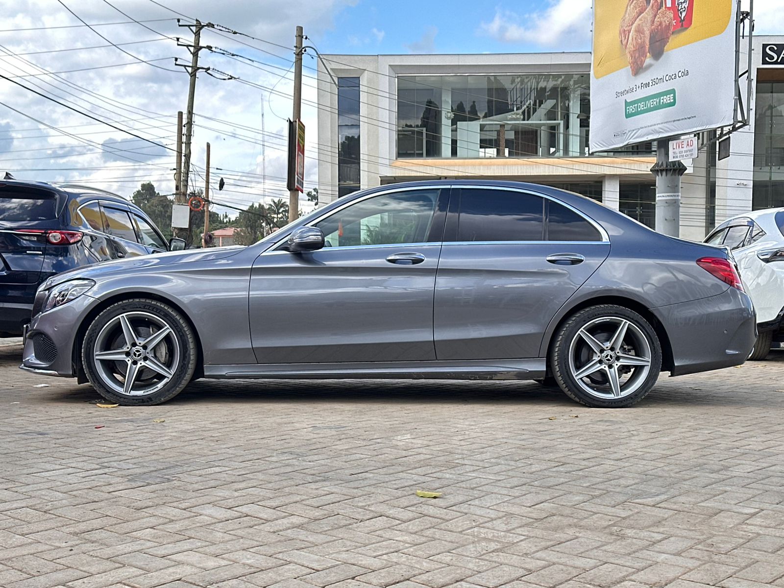 2018 Mercedes C200 thumbnail 7