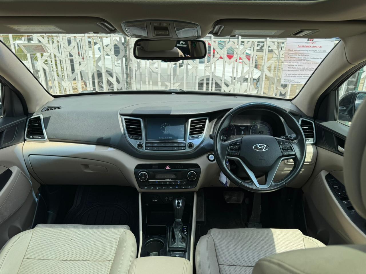 2016 Hyundai Tucson thumbnail 7