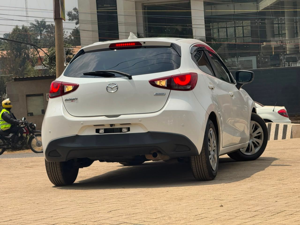 2019 Mazda Demio thumbnail 5