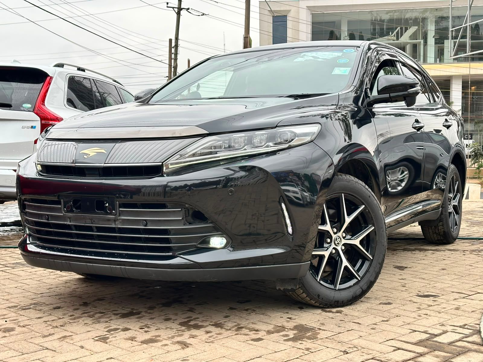 2019 Toyota Harrier Premium