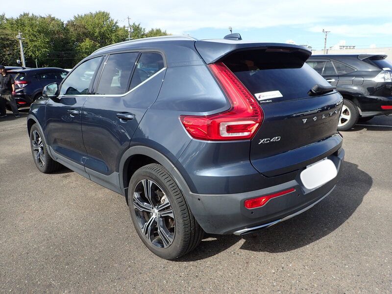 2019 Volvo XC40 T5 - view 2