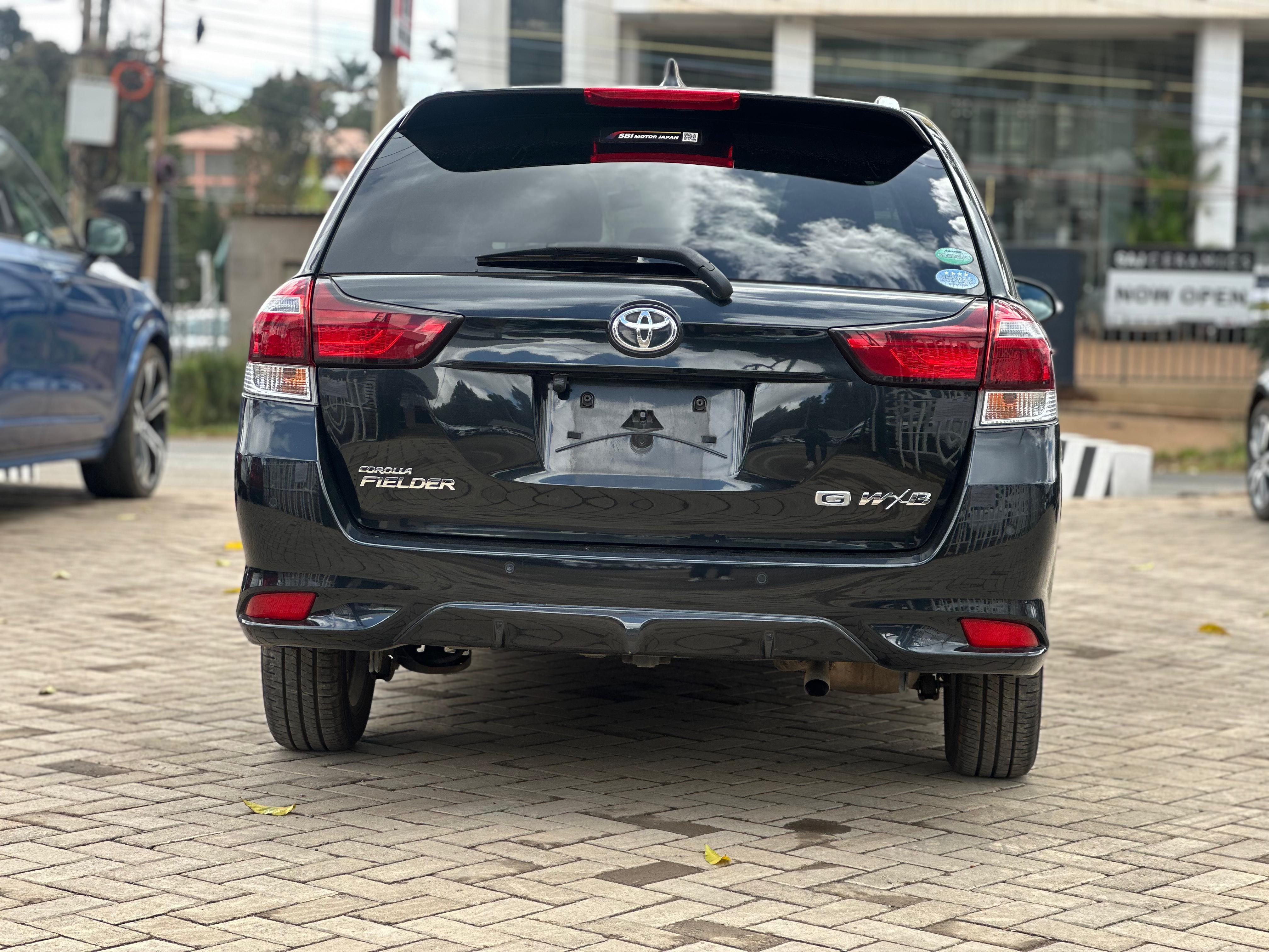 2019 Toyota Fielder WxB thumbnail 4