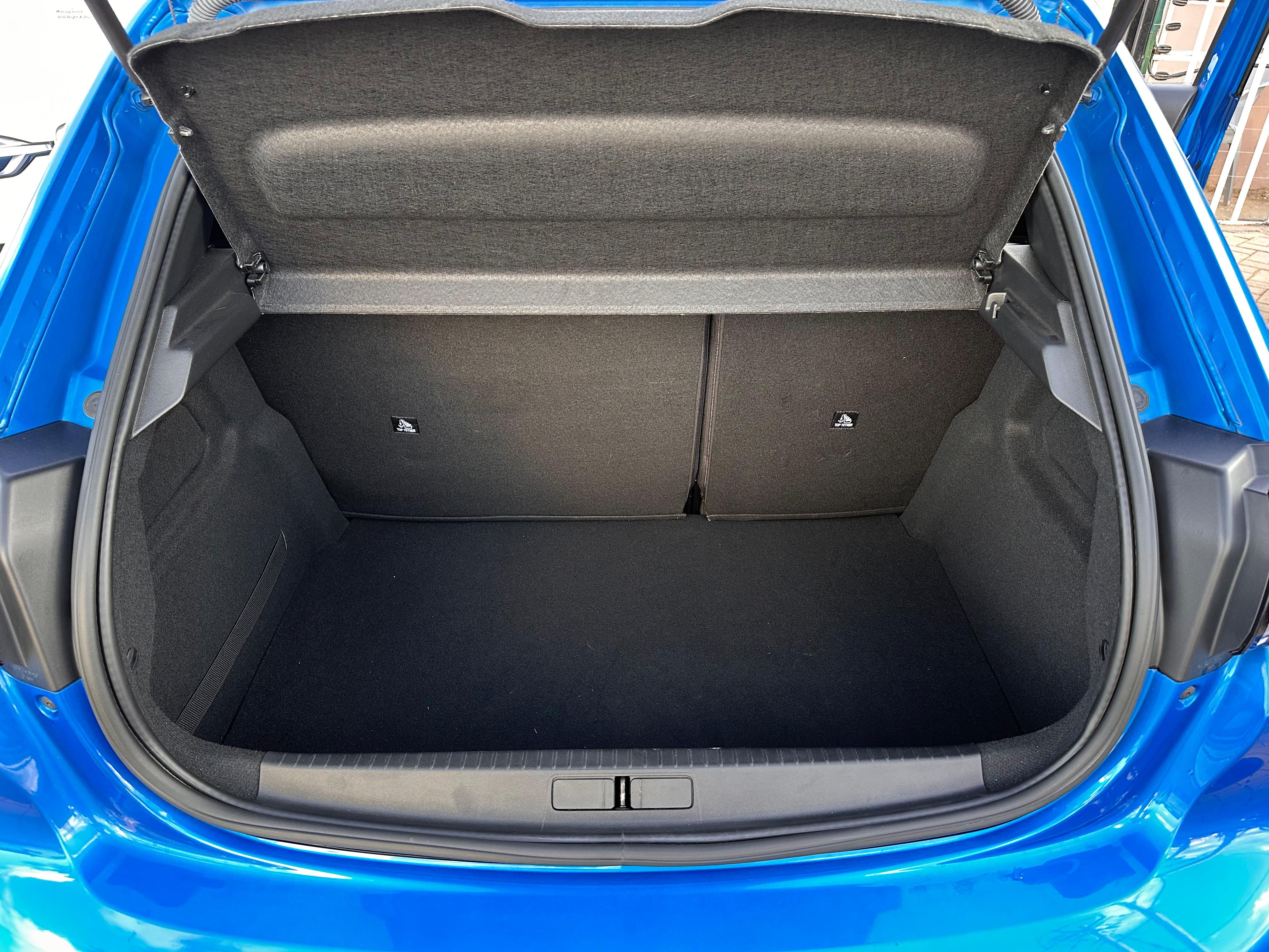 2020 Peugeot 208 thumbnail 9